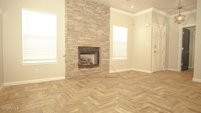 Building Photo - 2008 Rogelio Ave
