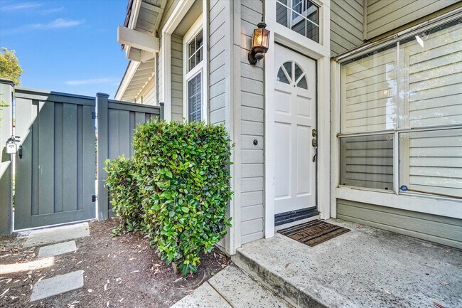 Foto del edificio - 13635 Almond St