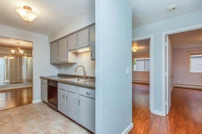 Foto del edificio - 210 Brook Village Rd