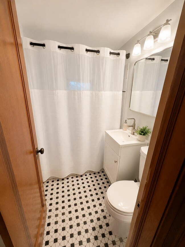 Foto del edificio - 1424 N 70th St
