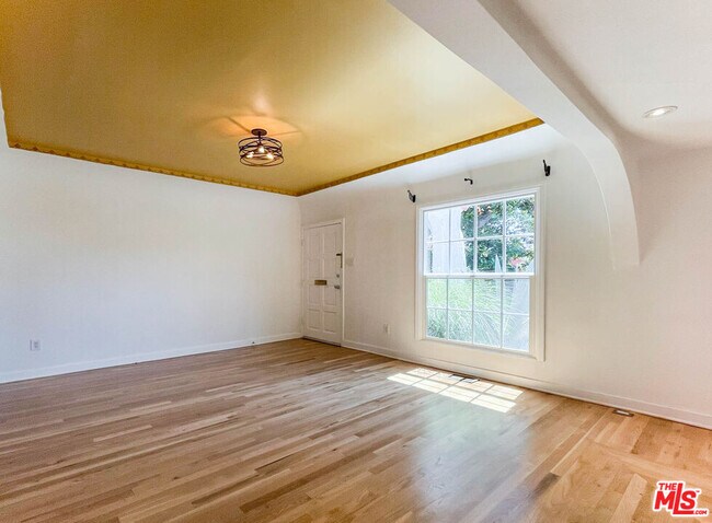 Foto del edificio - 11811 Ayres Ave