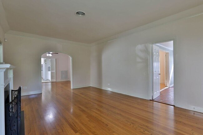 Foto del edificio - 3124 Jarrard St