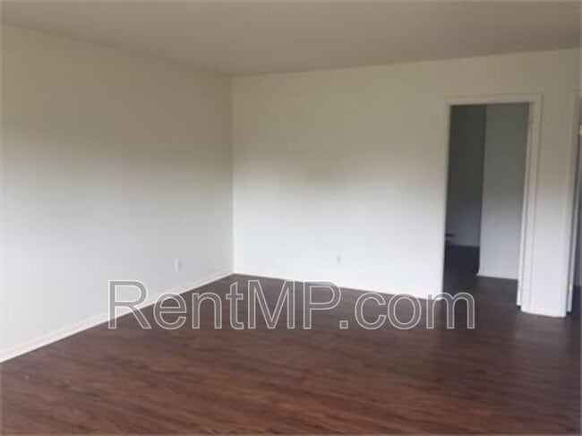 Building Photo - 3467 S Summerton Rd