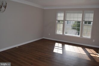Building Photo - 7082 Water Oak Rd