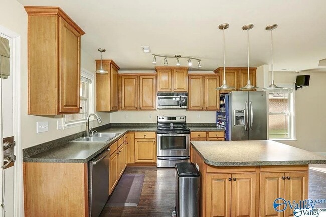 Building Photo - 239 Fields Pond Dr