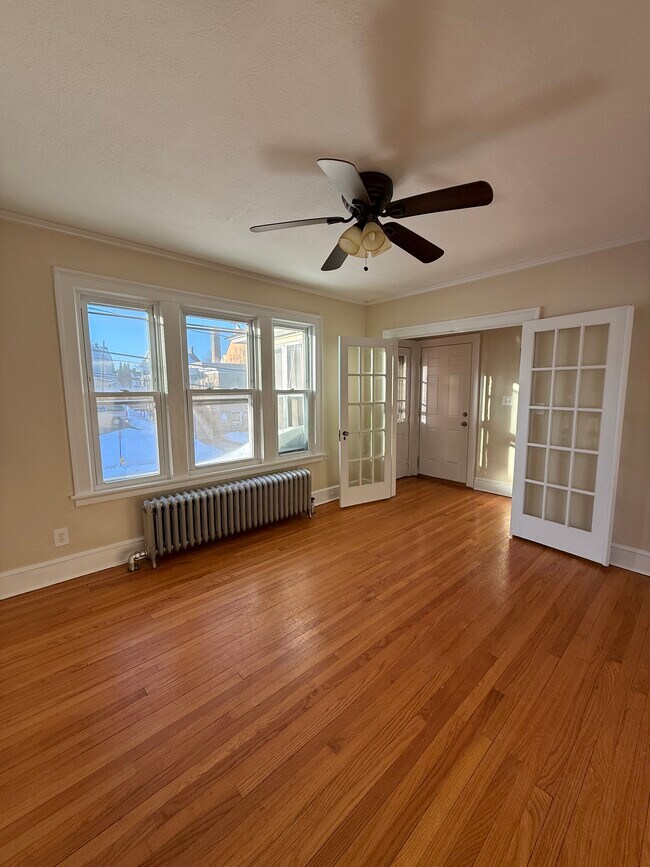 Foto del edificio - 18 Roger St