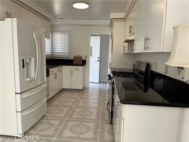 Building Photo - 235 Green Oaks Dr