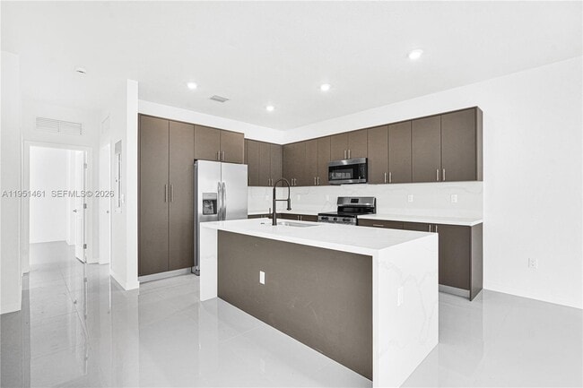 Foto del edificio - 22431 SW 125th Ave