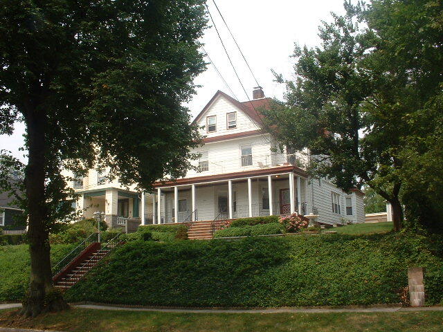 Primary Photo - 233 Water St