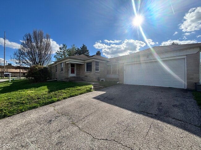 Foto del edificio - 402 W 52nd St