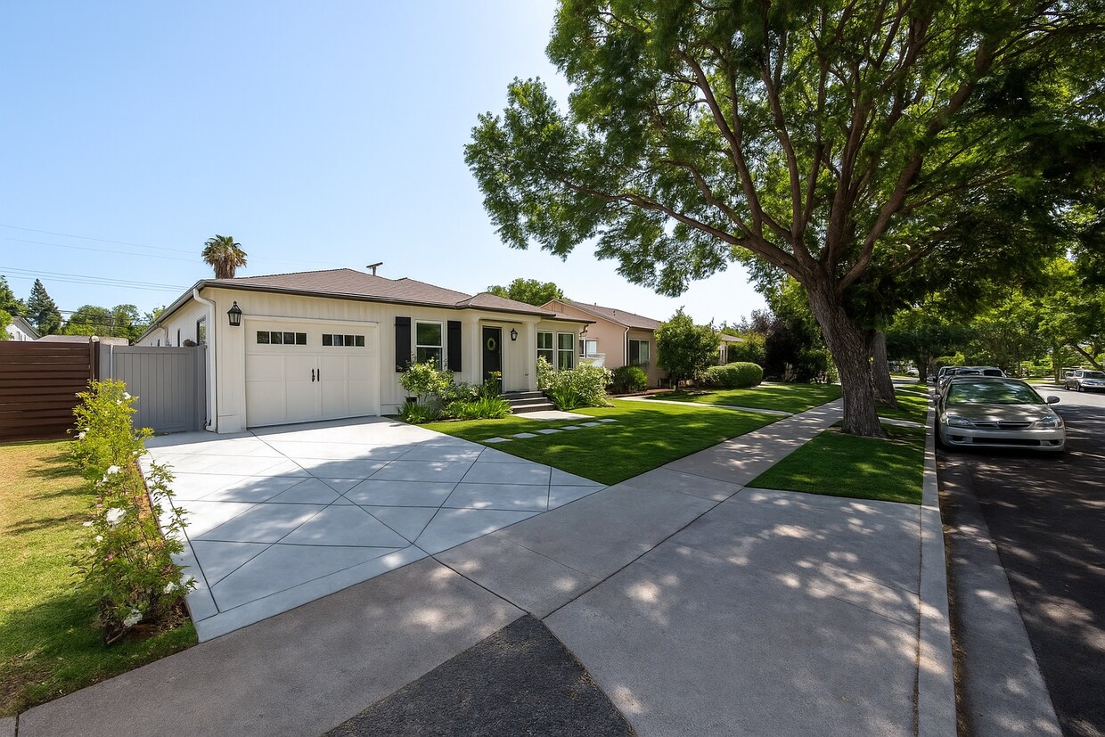 Foto principal - 2740 S Barry Ave
