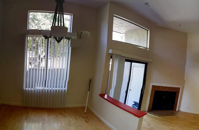 Foto del edificio - 2290 Sun Glory Ln