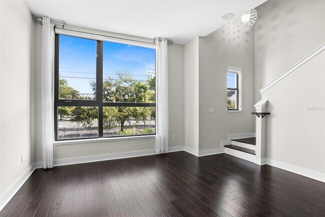 Foto del edificio - 818 2nd Ave N