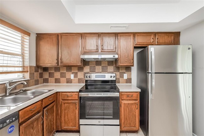 Building Photo - 1000 McCully Ct