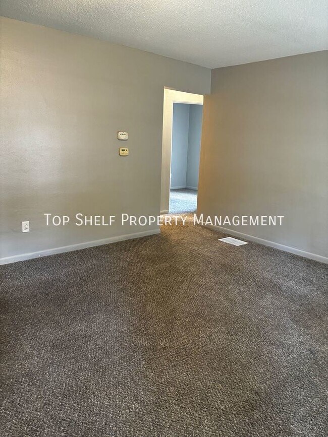 Foto del edificio - 7507 SW 12th St