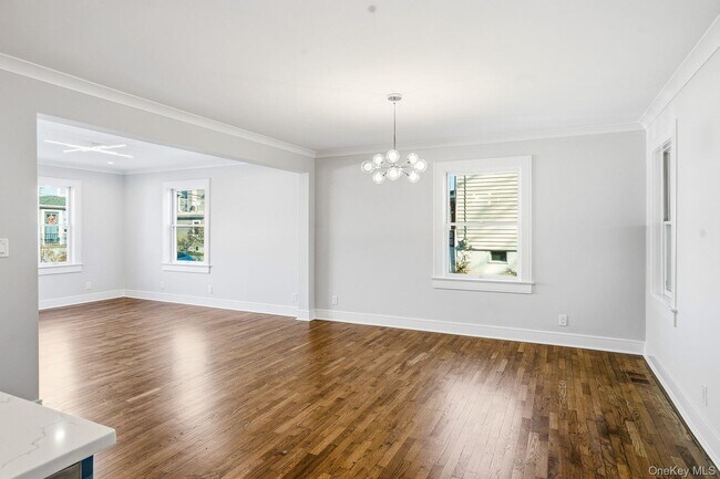 Foto del edificio - 71 Henry Ave