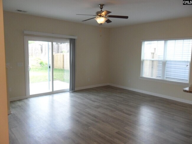 Foto del edificio - 1230 Turtle Stone Rd