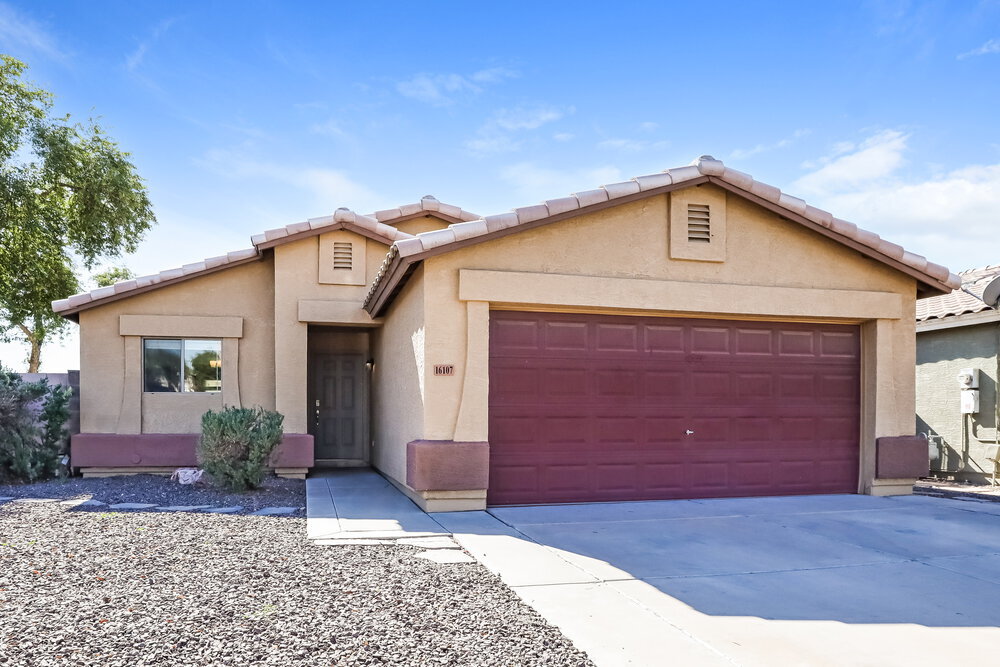 Primary Photo - 16107 W Adams St