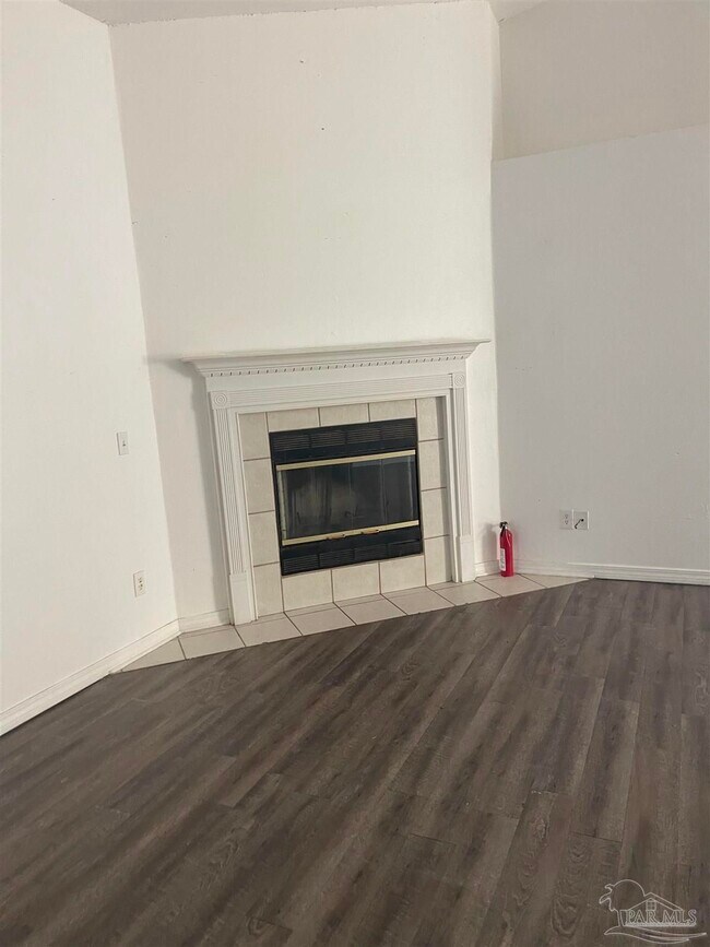 Building Photo - 11068 Chippewa Way