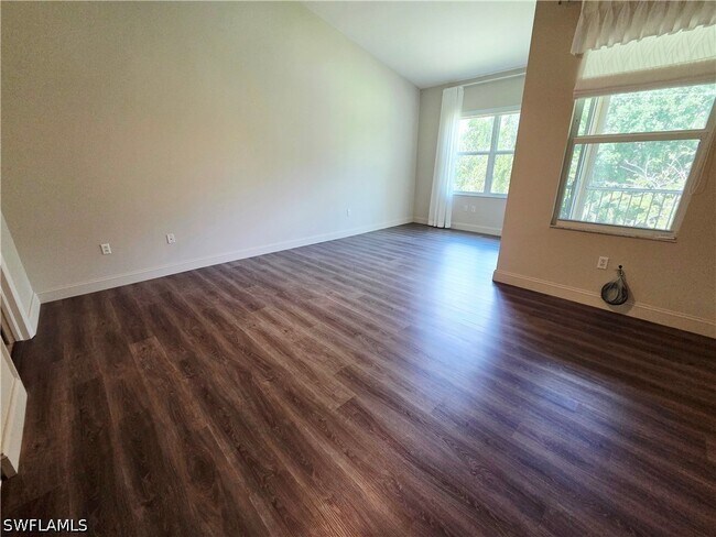 Building Photo - 6775 Huntington Lakes Cir