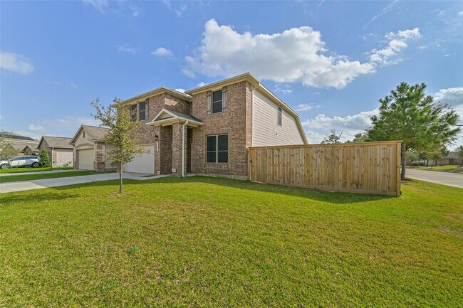 Building Photo - 13202 Vallentine Row Dr