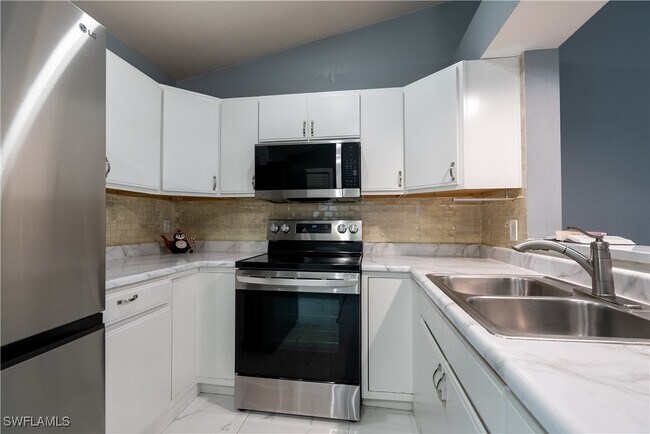 Foto del edificio - 2591 47th Terrace SW