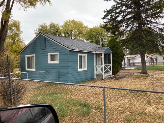 Building Photo - 3207 Hilyard Ave