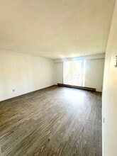 Building Photo - 776 Vaughan St