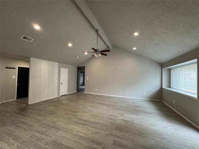 Foto del edificio - 13318 Raven Roost Dr