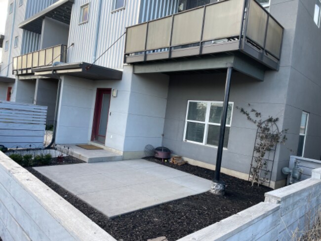 Foto del edificio - 4752 W S Jordan Pkwy