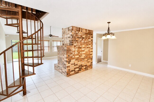 Building Photo - 3206 Pecan Point Dr
