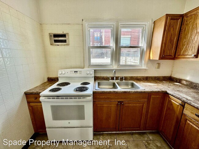Foto del edificio - 4 br, 1.5 bath House - 914 S. Hall St.