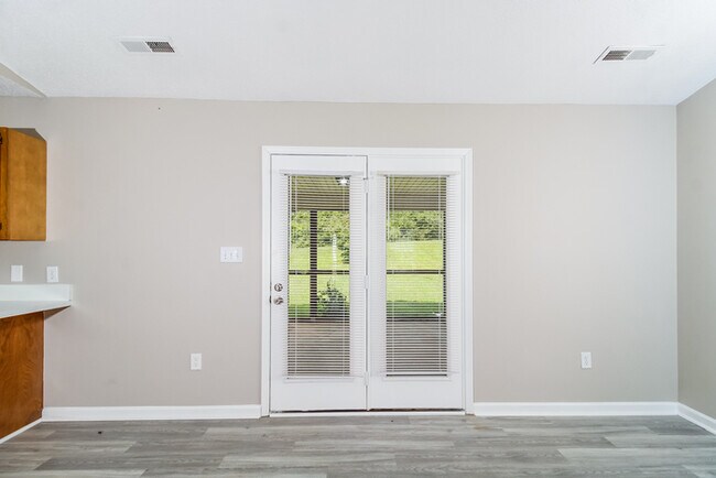 Foto del edificio - 146 Central Oaks Rd