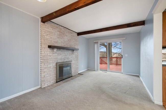 Foto del edificio - 108 Kings Point Rd