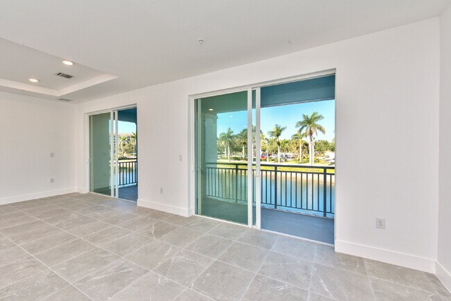Foto del edificio - 3 BEDROM 3 BATH TOWNHOUSE IN VILLA MAR BON...