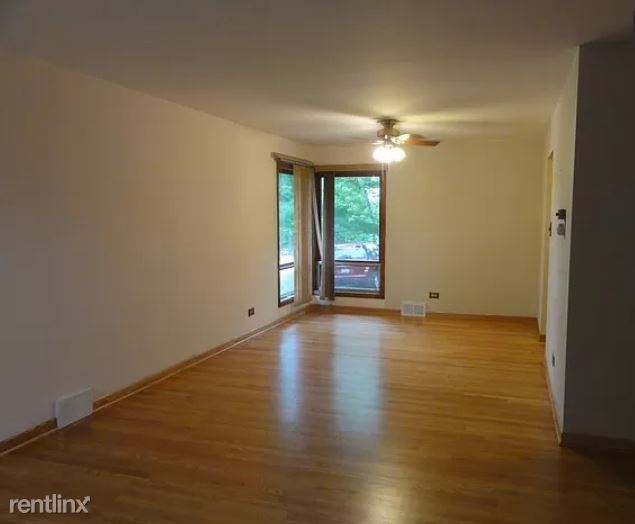 Building Photo - 3 br, 2 bath House - 613 St Charles Rd