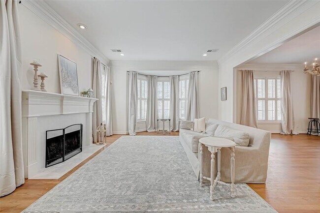 Foto del edificio - 735 Highgrove Park