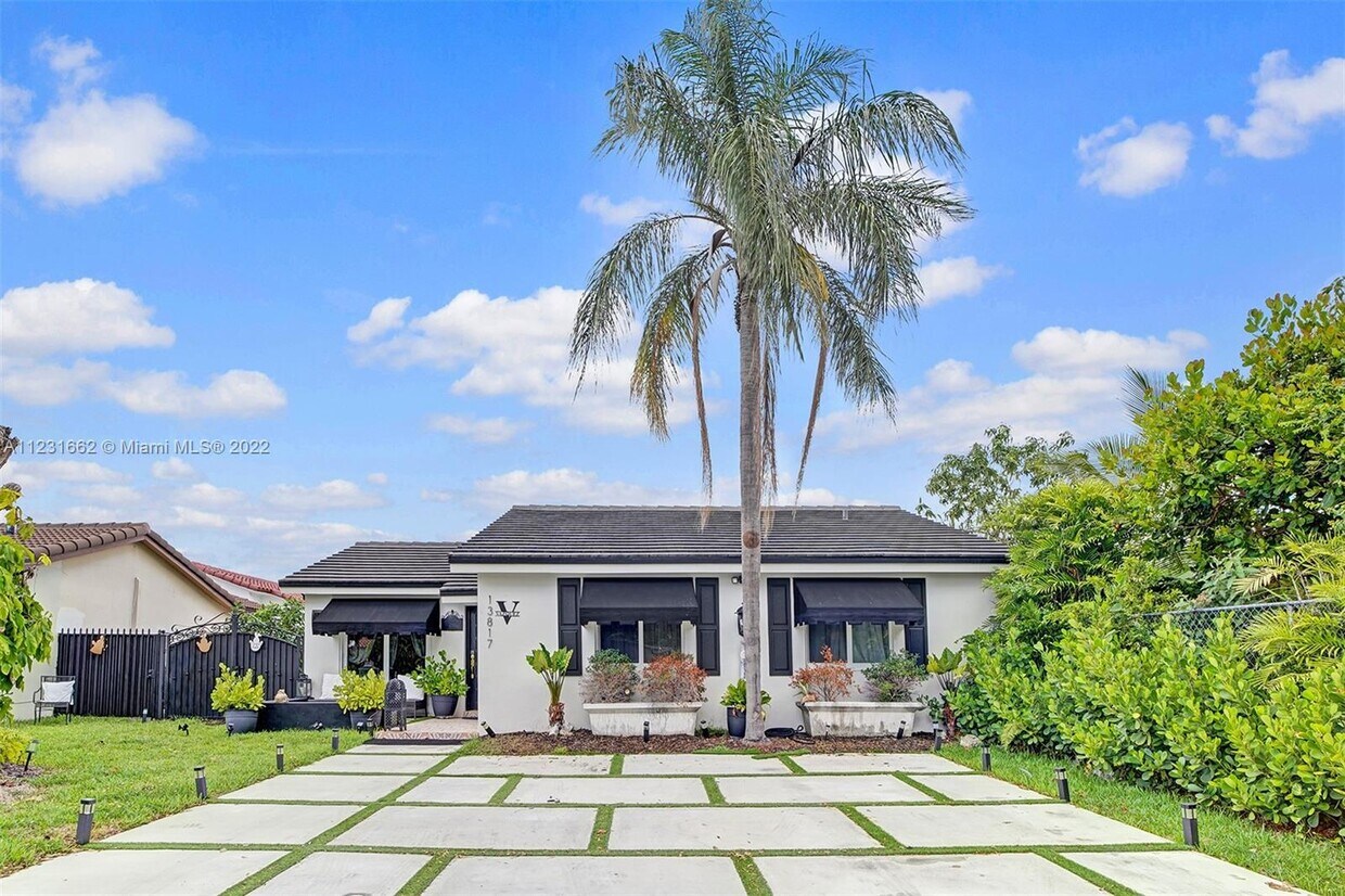 13817 SW 24th St 13817 Miami Fl 33175 House Rental in Miami, FL