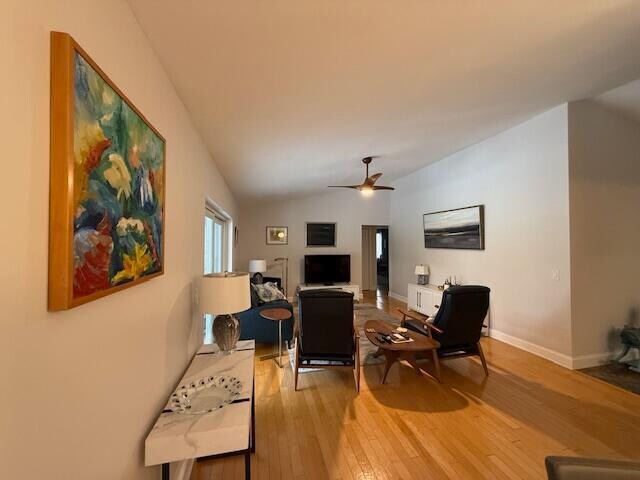 Building Photo - 847 Foresteria Ave