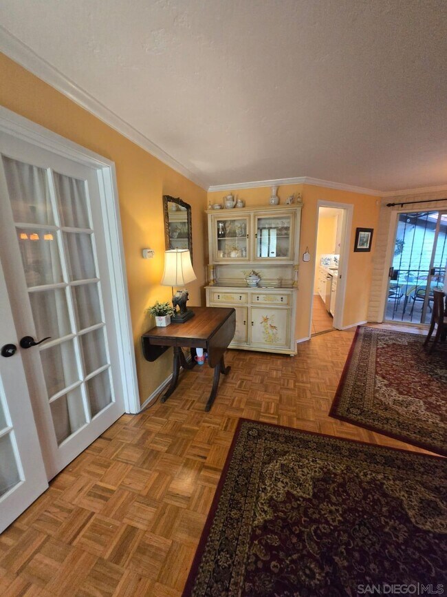 Foto del edificio - 525 Midway St
