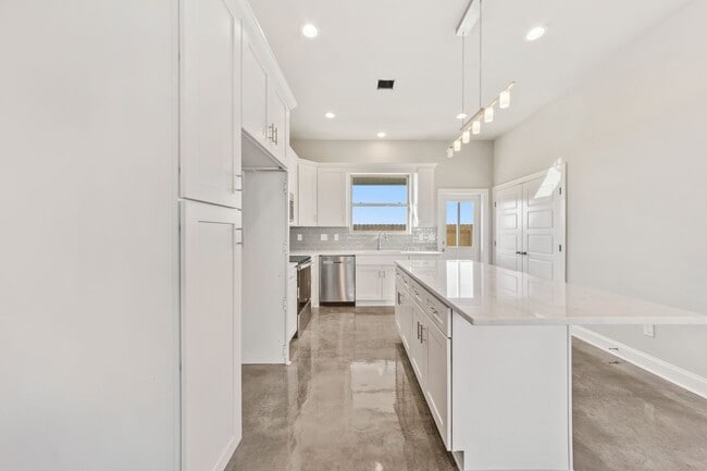Foto del edificio - 109 Firethorn Dr