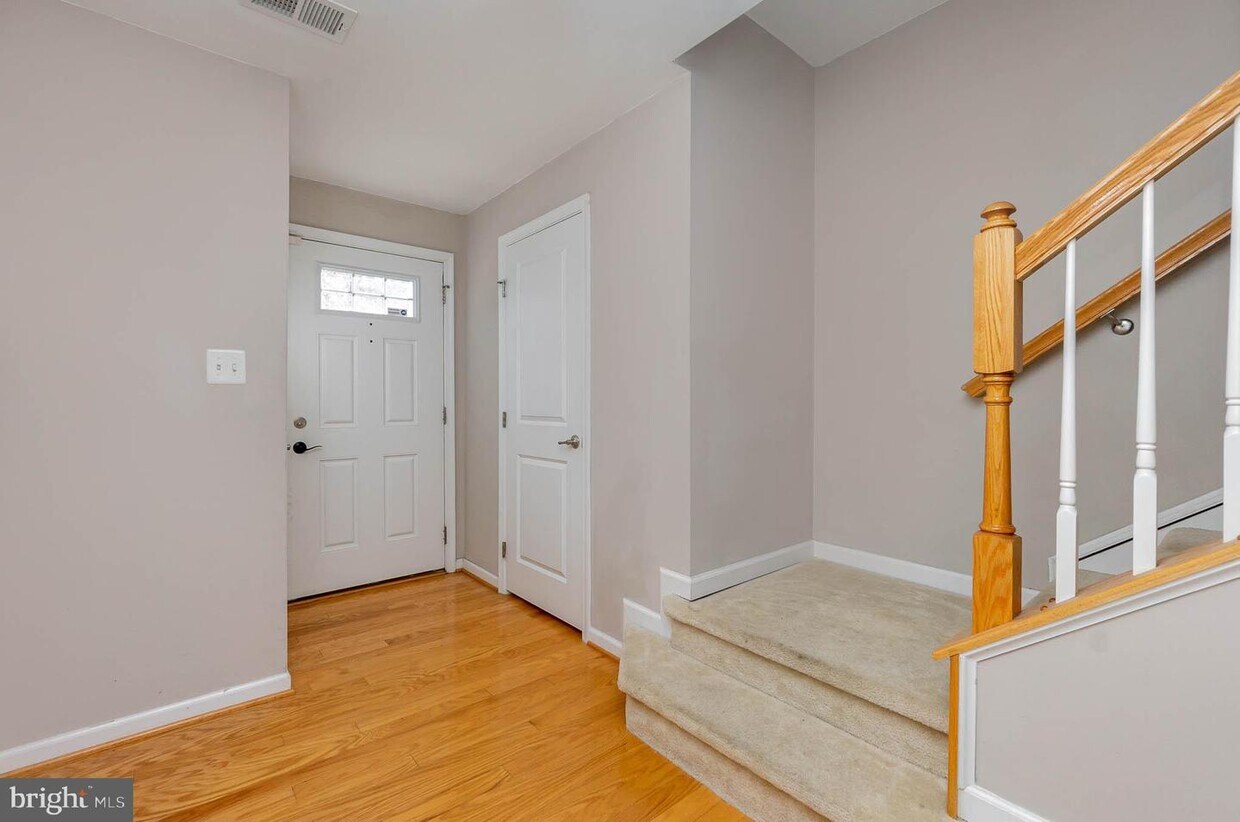 7323 Summit Rock Rd, Elkridge, MD 21075 Townhome Rentals in Elkridge MD