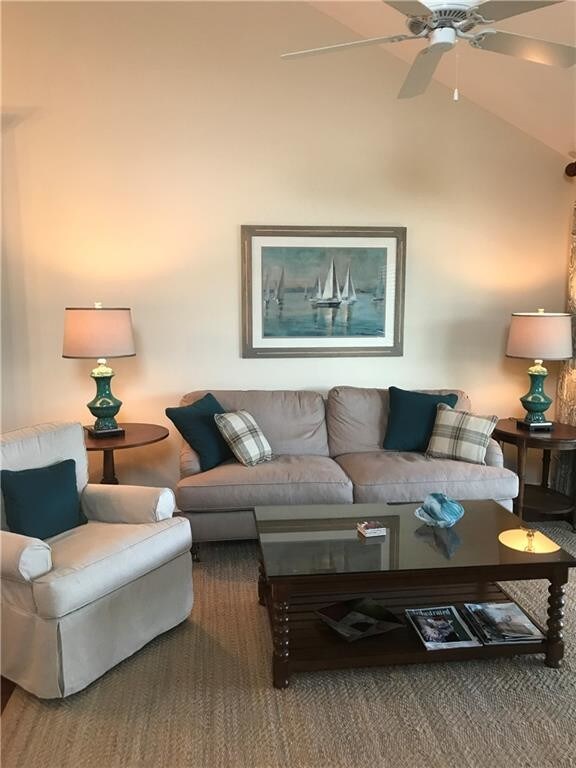 Foto del edificio - 266 Moss Oak Ln