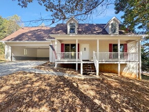 Building Photo - 6847 Duncan Rd