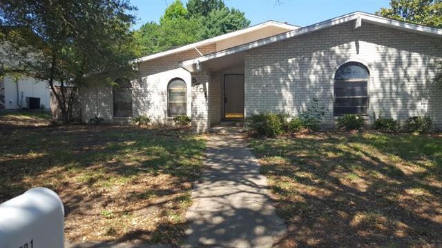 Building Photo - 5701 Excalibur Dr