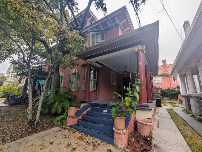 Photo - 5107 Dryades St House