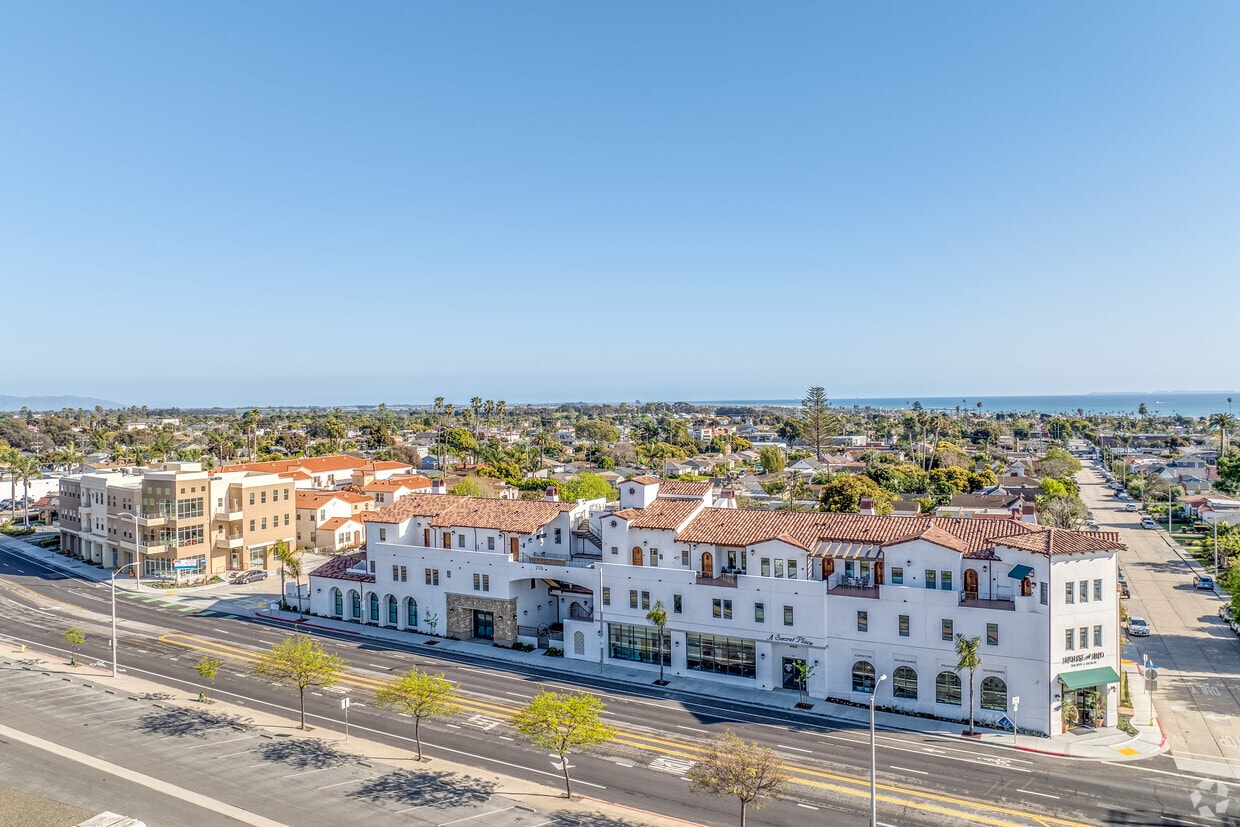 Villa San Clemente Apartments in Ventura, CA