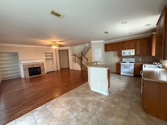 Foto del edificio - 18006 Cypress Valley Ln