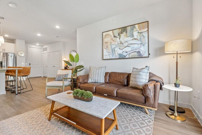 Foto del edificio - 5820 1/2 Cameron Road-FL3-ID1303393P