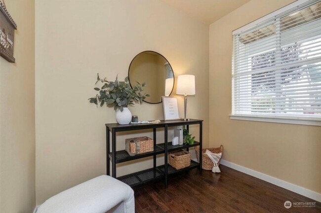 Foto del edificio - Charming 3BR House in Silverdale